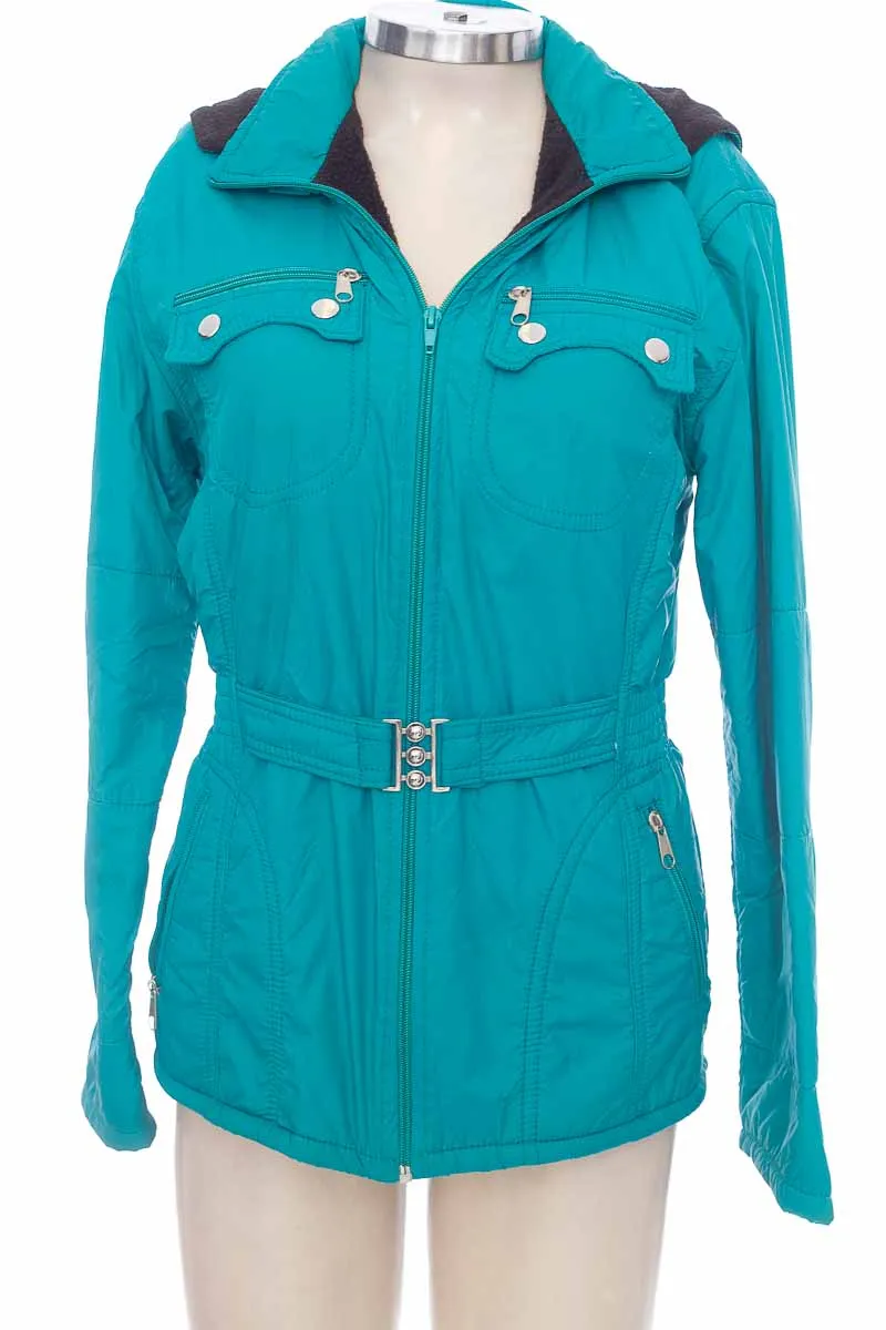 Chaqueta / Abrigo color Verde - Closeando