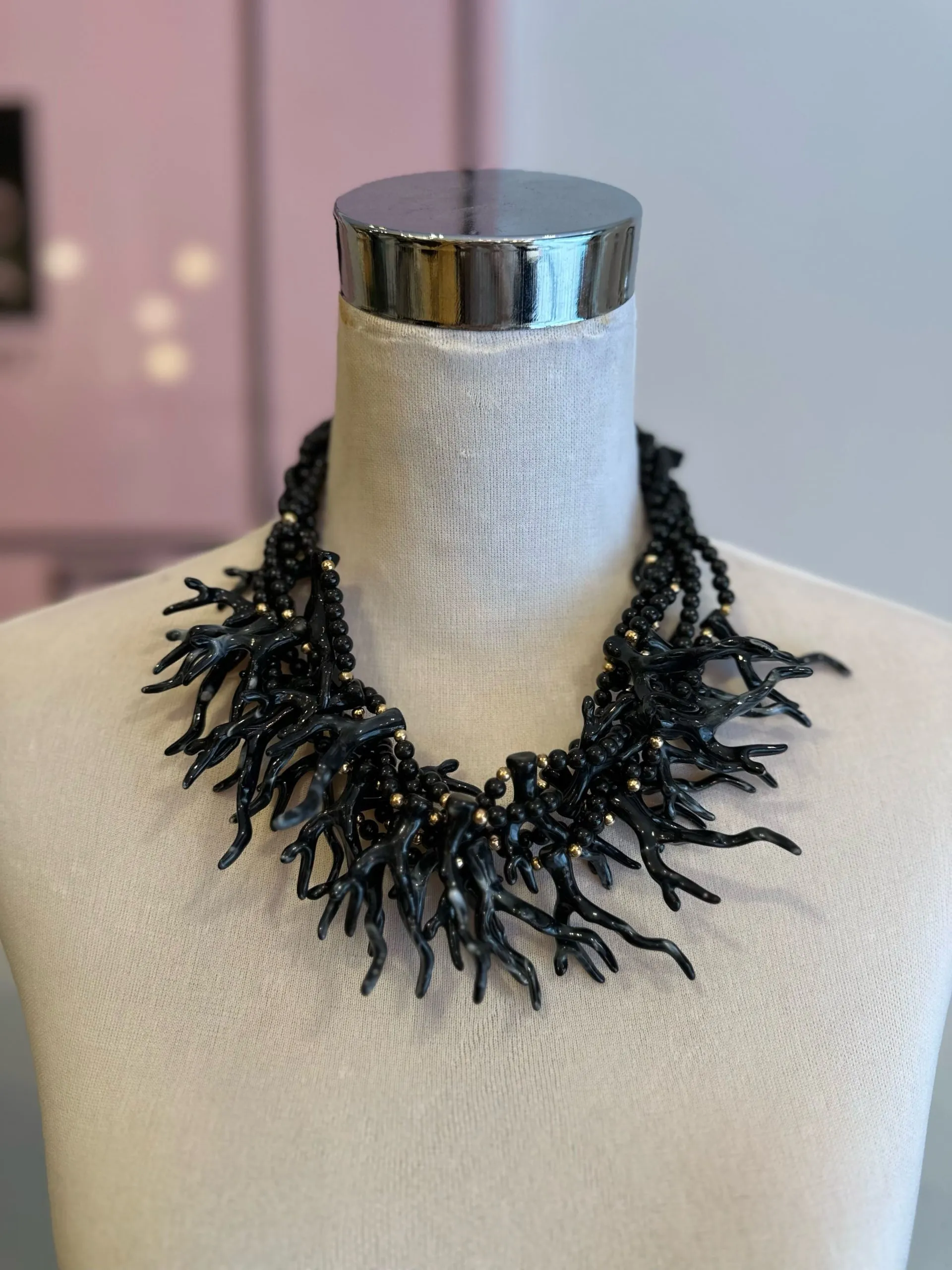 Collar Corales Grandes Negro